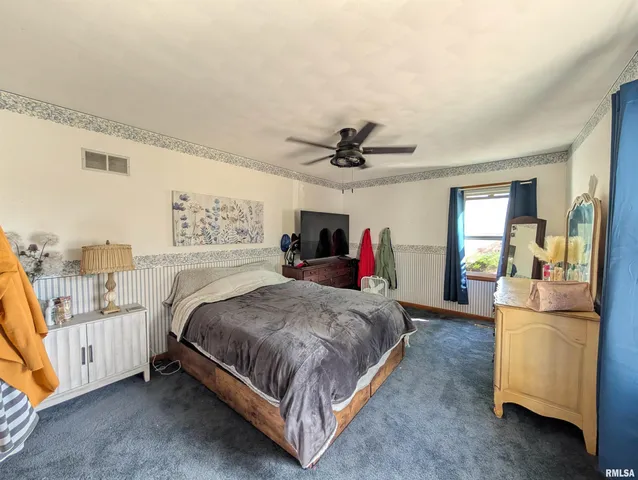 $174,900 | 1589 West Water Street, Galesburg, IL 61401