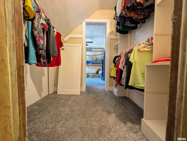 $174,900 | 1589 West Water Street, Galesburg, IL 61401