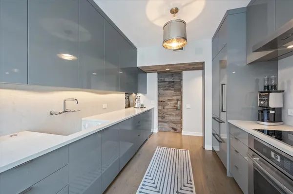 $10,000 | 1000 North Lake Shore Plaza, Unit 12B, Chicago, IL 60611