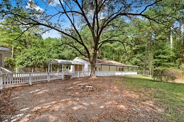 $319,900 | 1856 Old Mill Road, Wallace, NC 28466