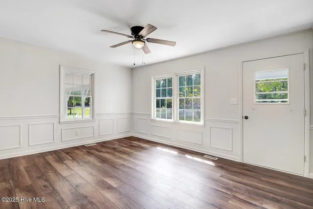 $319,900 | 1856 Old Mill Road, Wallace, NC 28466