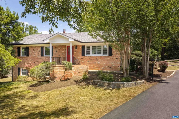 $525,000 | 8005 Washington Court, Charlottesville, VA 22911