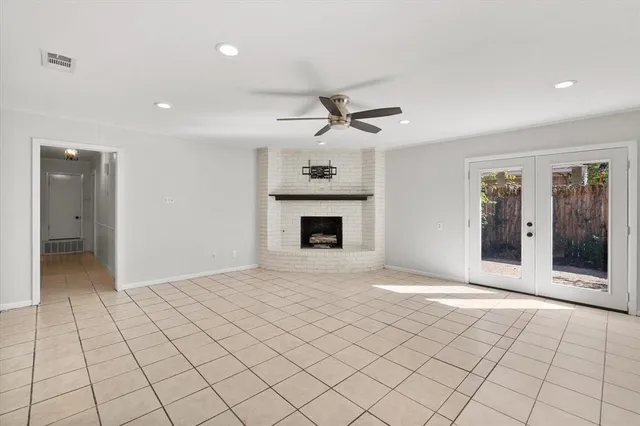 $220,000 | 405 Fairmont Avenue, Corsicana, TX 75110