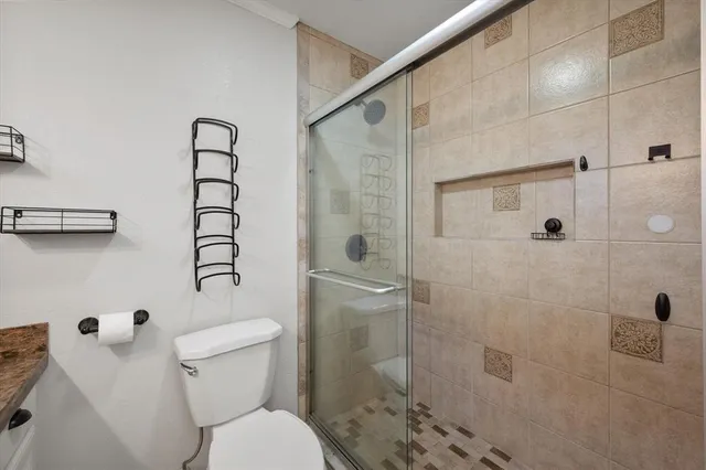 $220,000 | 405 Fairmont Avenue, Corsicana, TX 75110