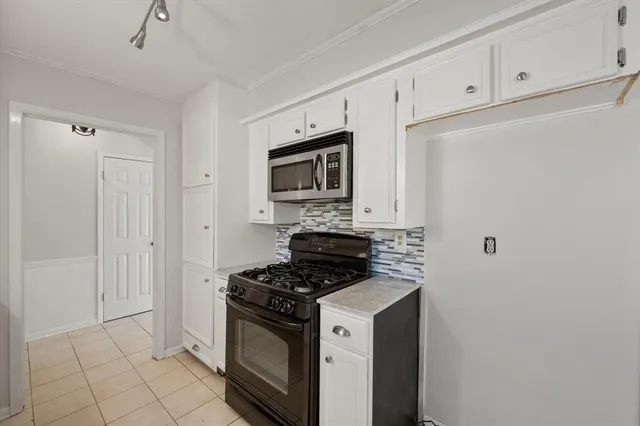 $220,000 | 405 Fairmont Avenue, Corsicana, TX 75110