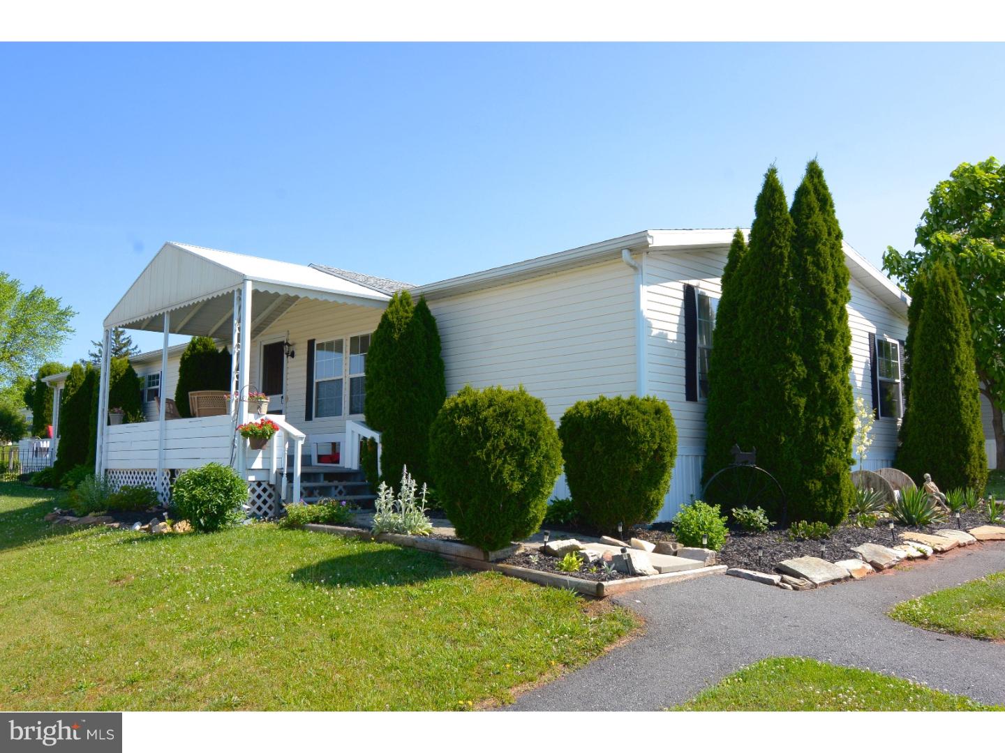 118 Ritz Avenue Reading, PA 19606 - Photo 1 of 23 Gallery Image 1