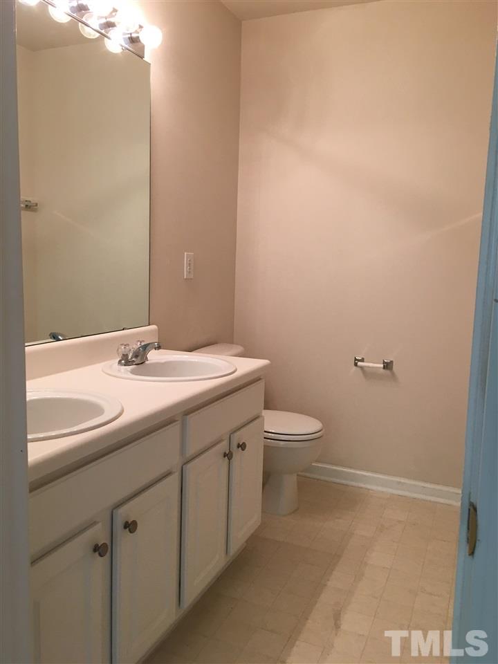 1604 Brook Fern Way Raleigh, NC 27609 - Photo 16 of 20 Gallery Image 16