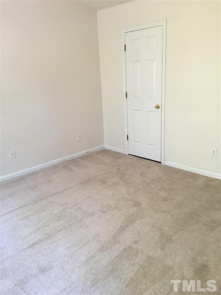 1604 Brook Fern Way Raleigh, NC 27609 - Photo 17 of 20 Gallery Image 17