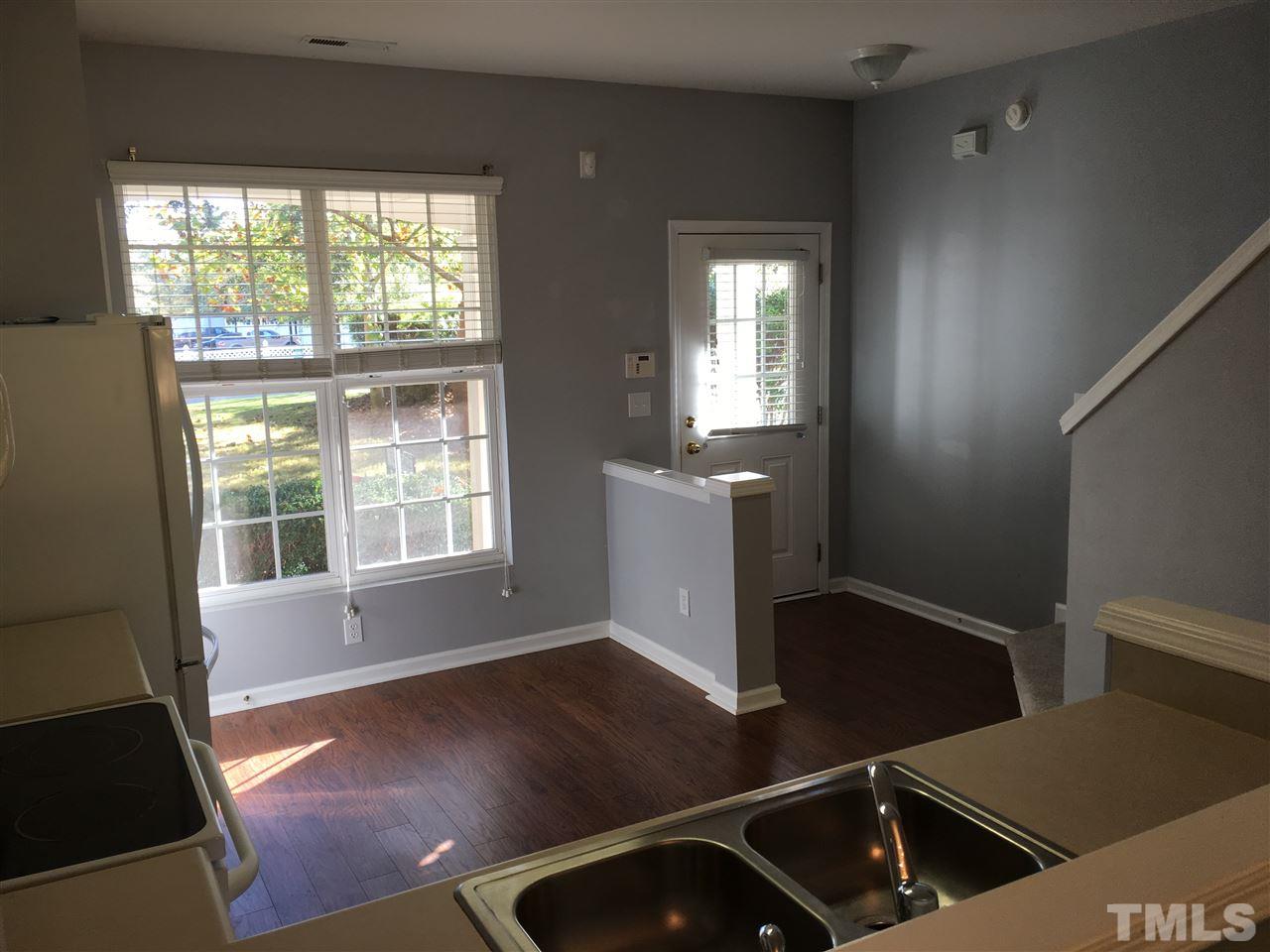 1604 Brook Fern Way Raleigh, NC 27609 - Photo 8 of 20 Gallery Image 8