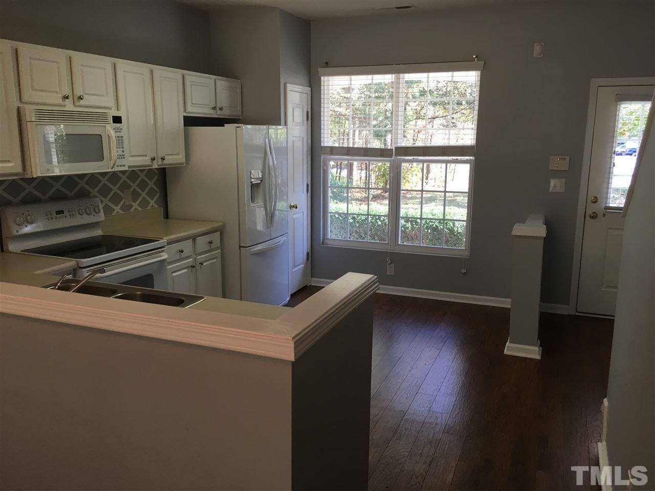 1604 Brook Fern Way Raleigh, NC 27609 - Photo 9 of 20 Gallery Image 9