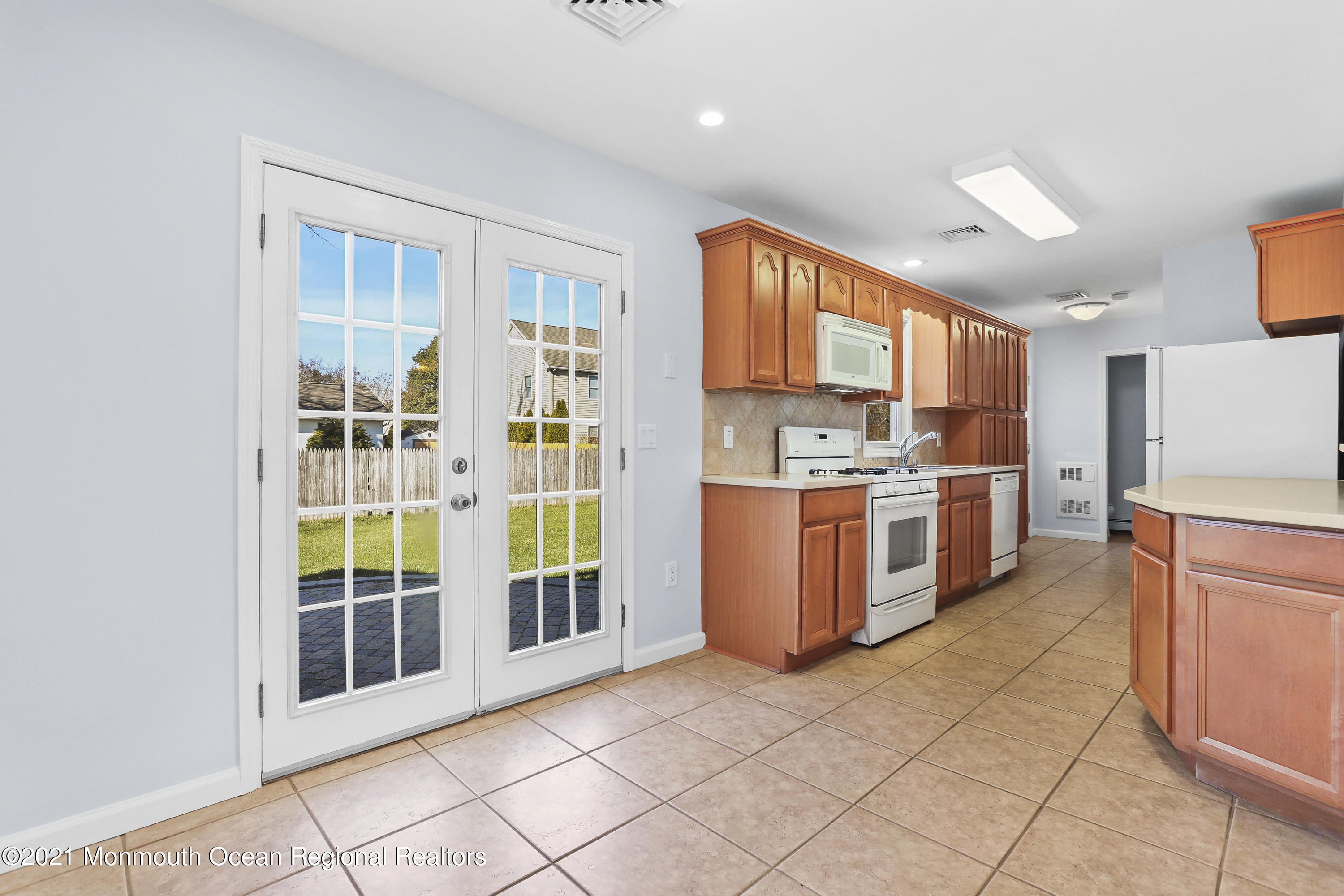 476 Barnacle Road Forked River, NJ 08731 - Photo 7 of 24 5W5A0303