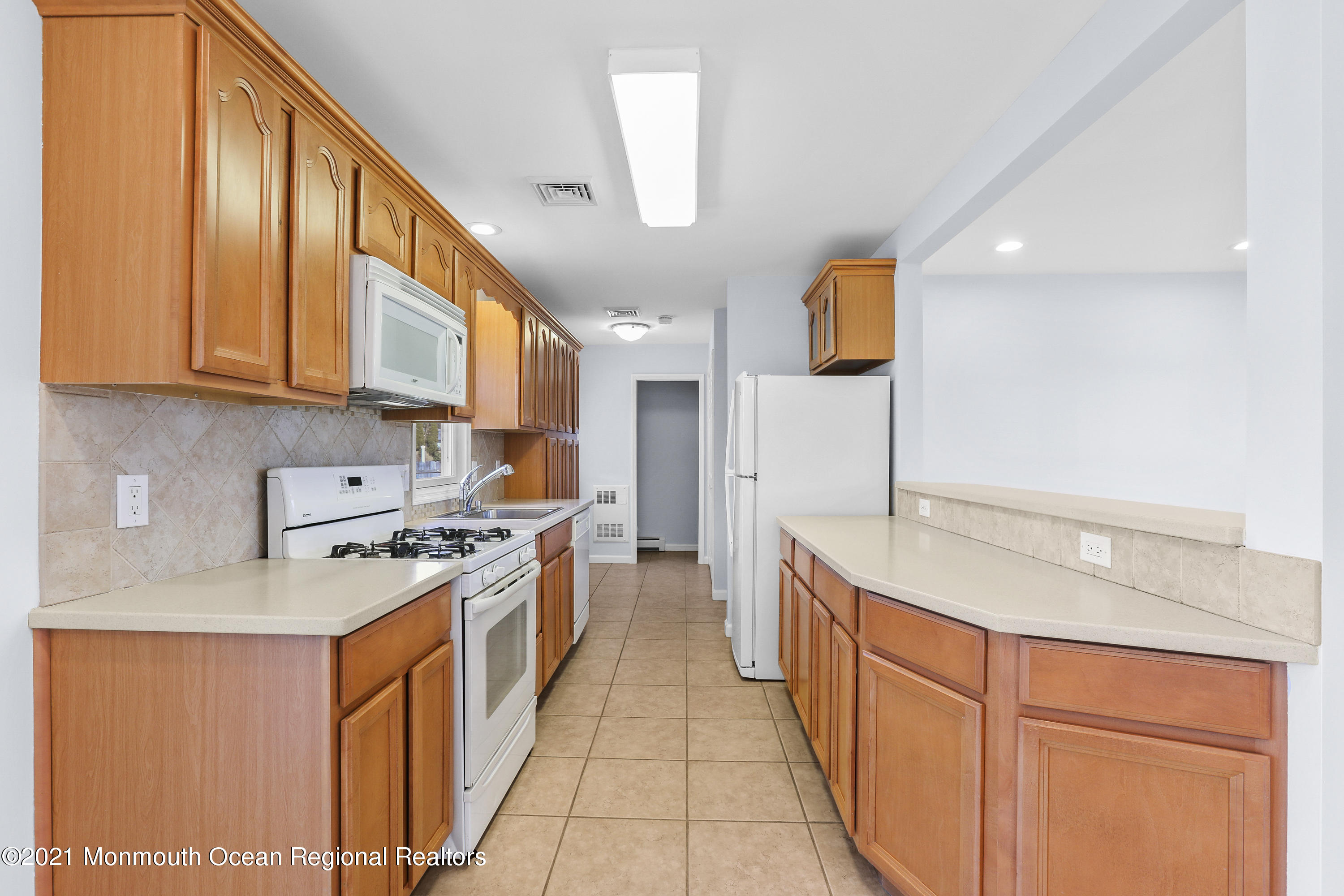 476 Barnacle Road Forked River, NJ 08731 - Photo 9 of 24 5W5A0313
