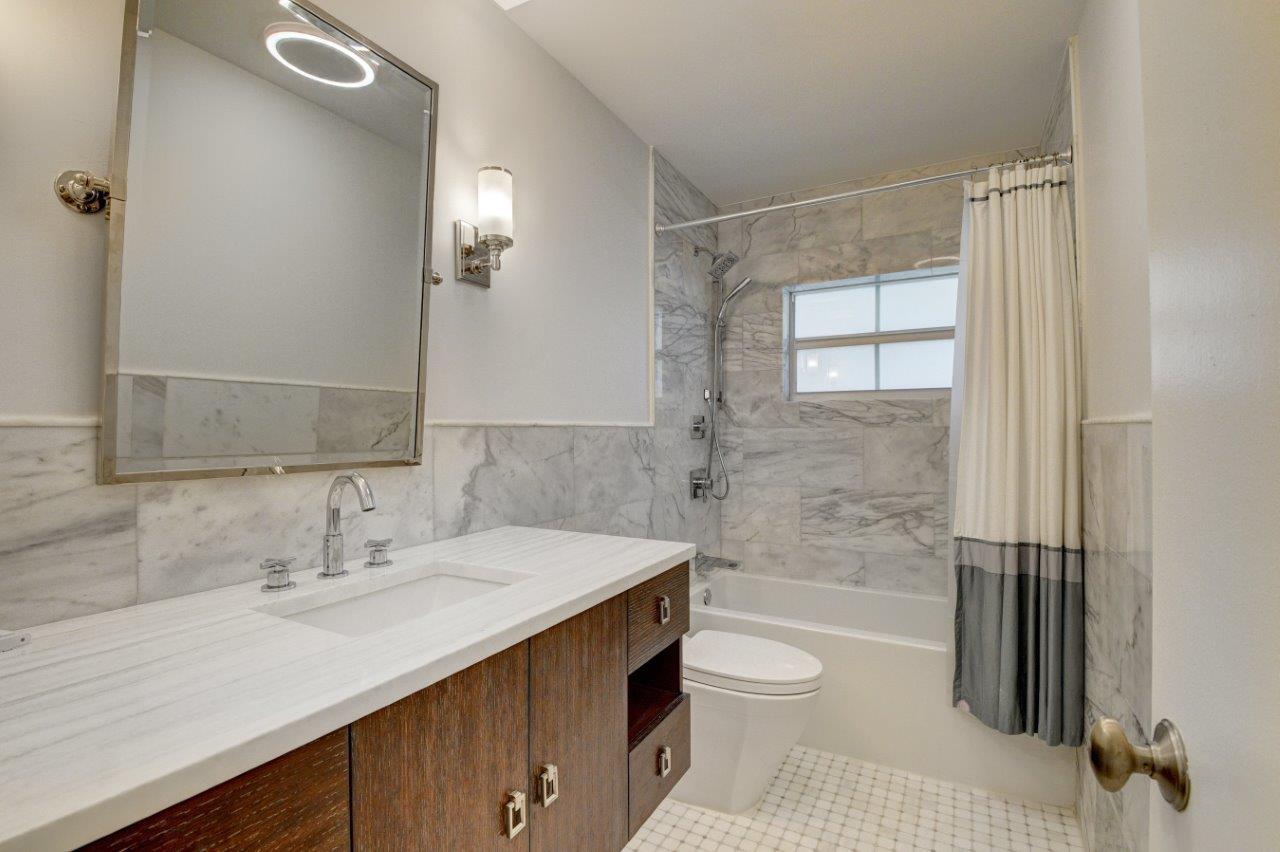 2082 Bonnie Street Boca Raton, FL 33486 - Photo 15 of 34 Second Bath