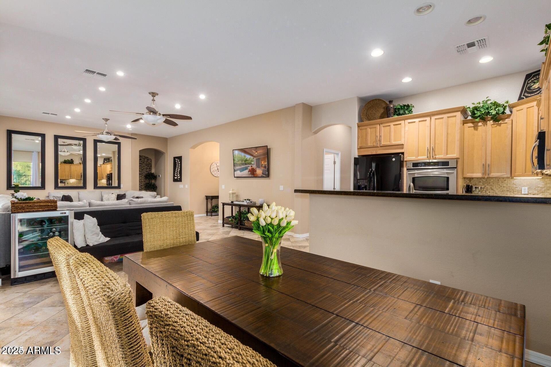 3103 West Sentinel Rock Road Phoenix, AZ 85086 - Photo 11 of 25