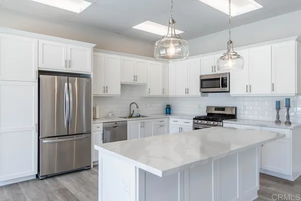 $5,000 | 819 Daphne Court, Carlsbad, CA 92011