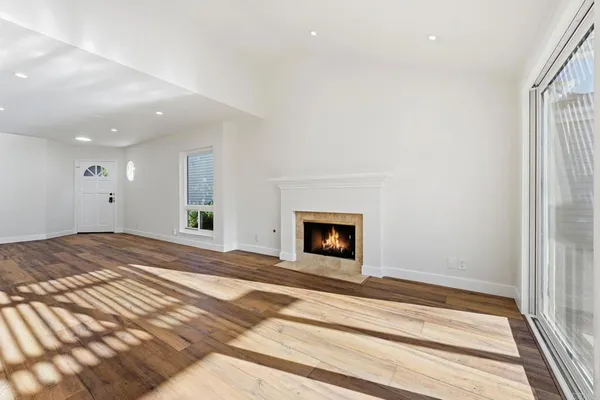 $5,000 | 819 Daphne Court, Carlsbad, CA 92011