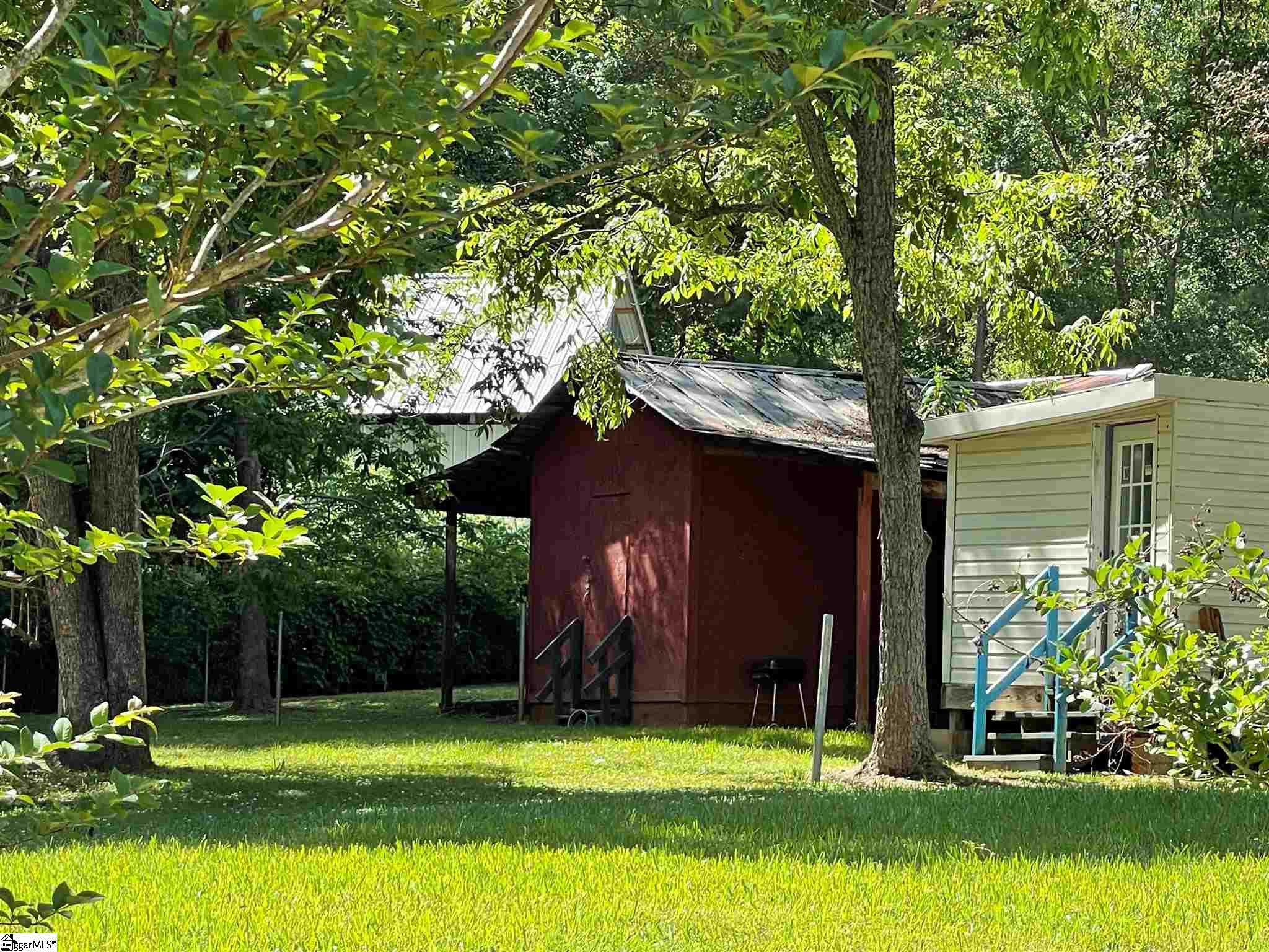 169 Wolf Creek Road Easley, SC 29640 - Photo 33 of 36