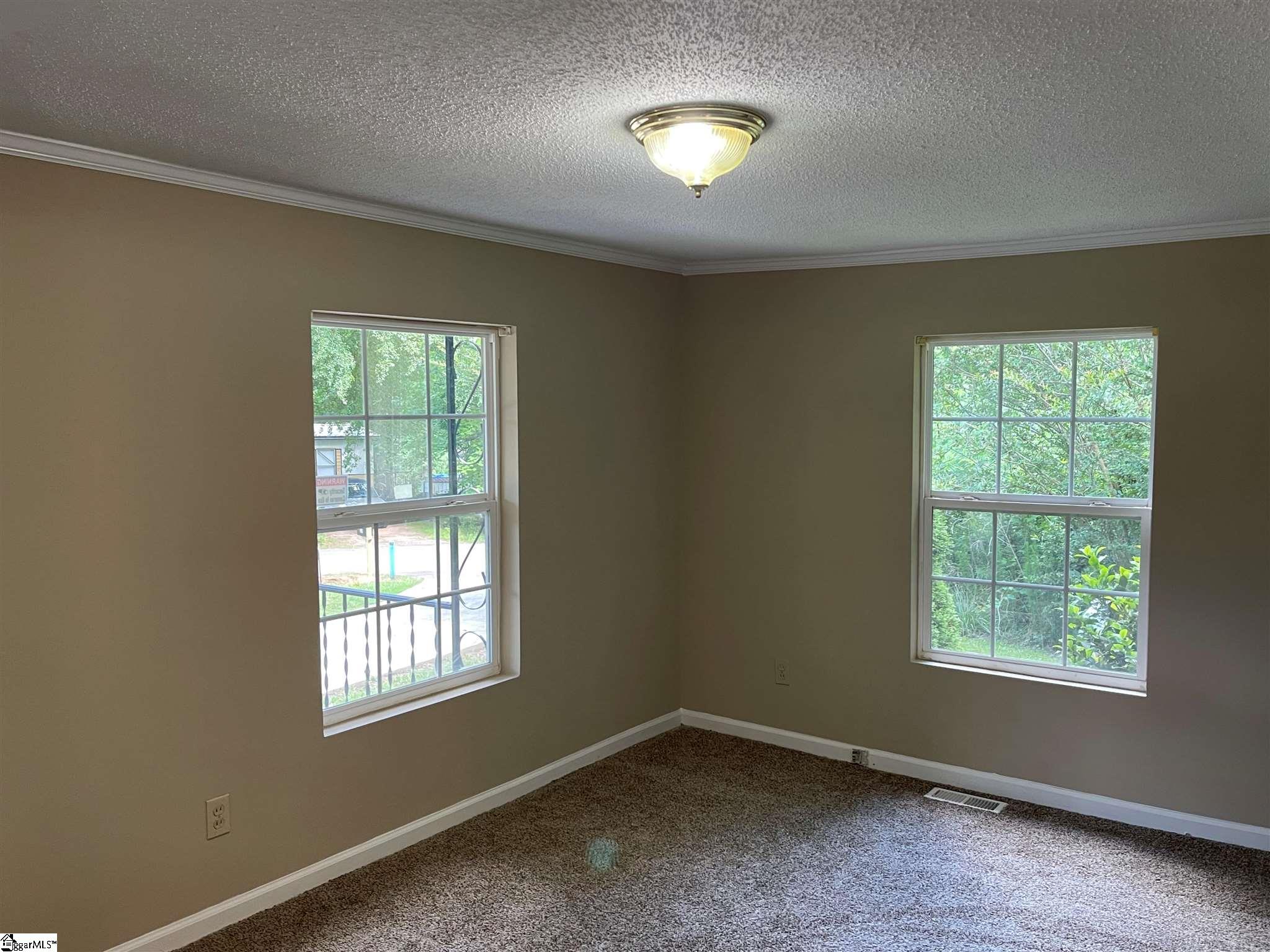 169 Wolf Creek Road Easley, SC 29640 - Photo 10 of 36