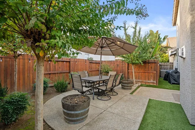 $549,000 | 2310 Fallwater Lane, Carmichael, CA 95608