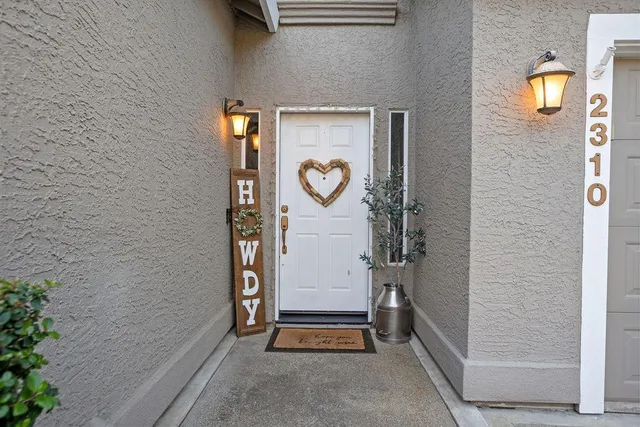 $549,000 | 2310 Fallwater Lane, Carmichael, CA 95608