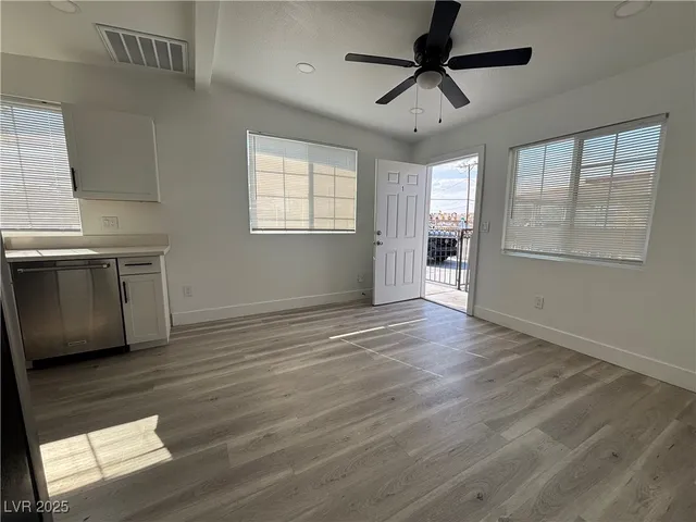 $1,100 | 724 North 9th Street, Unit 1, Las Vegas, NV 89101