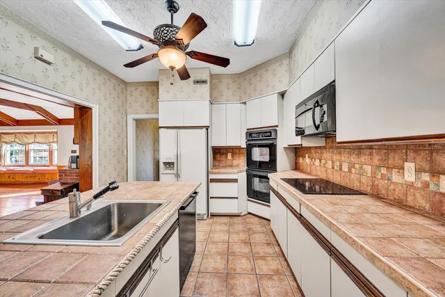 $749,500 | 7323 La Marre Circle, Roanoke, VA 24019