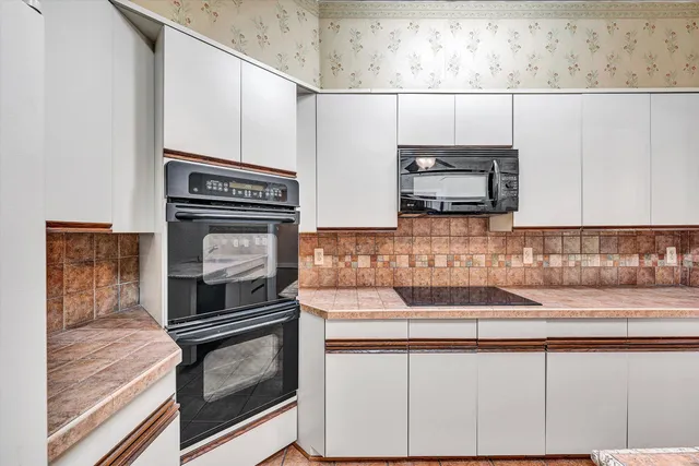 $749,500 | 7323 La Marre Circle, Roanoke, VA 24019