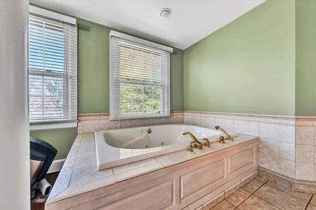 $749,500 | 7323 La Marre Circle, Roanoke, VA 24019