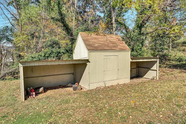 $749,500 | 7323 La Marre Circle, Roanoke, VA 24019