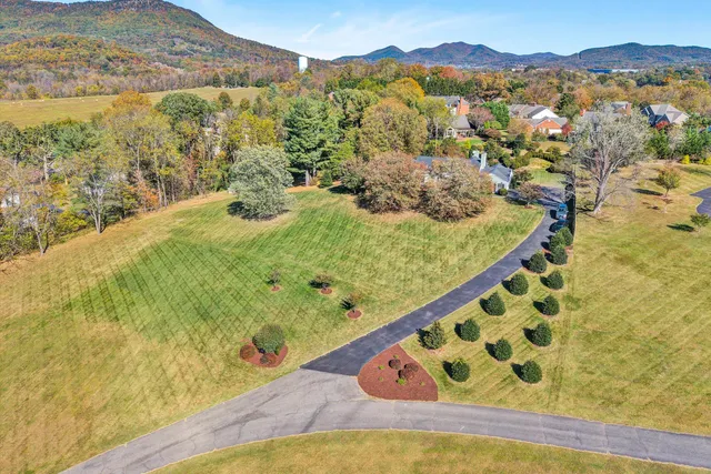 $749,500 | 7323 La Marre Circle, Roanoke, VA 24019