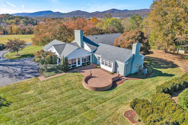 $749,500 | 7323 La Marre Circle, Roanoke, VA 24019