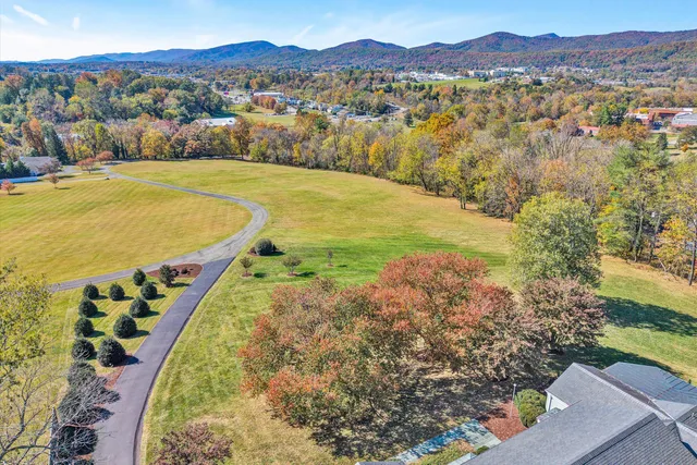 $749,500 | 7323 La Marre Circle, Roanoke, VA 24019