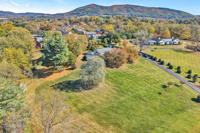 $749,500 | 7323 La Marre Circle, Roanoke, VA 24019