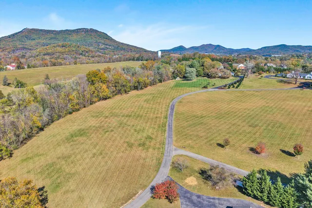 $749,500 | 7323 La Marre Circle, Roanoke, VA 24019