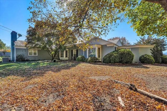 $749,500 | 7323 La Marre Circle, Roanoke, VA 24019