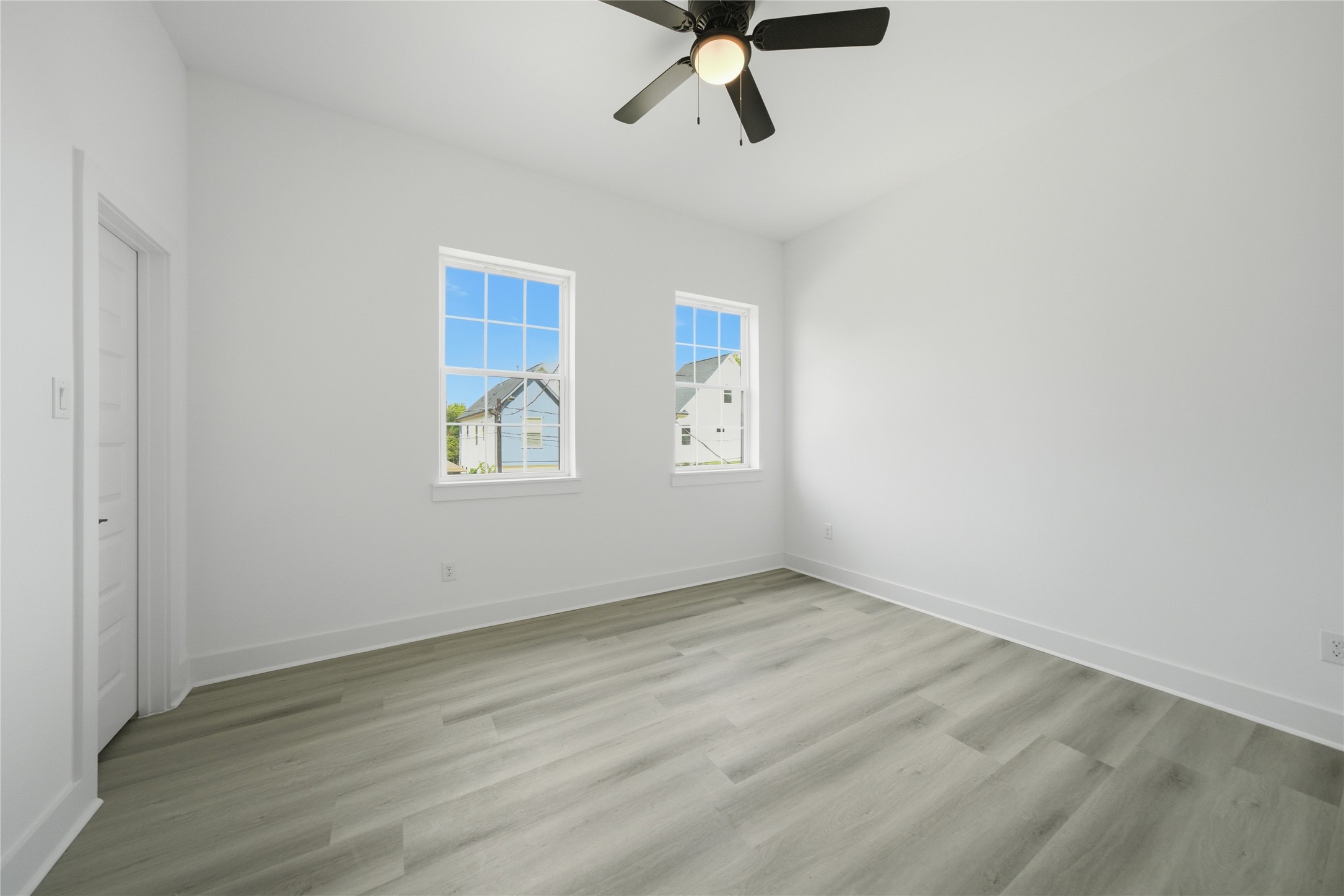 5604 Mulvey Street Houston, TX 77020 - Photo 26 of 29 Bedroom 3