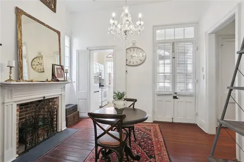 $425,000 | 835 Esplanade Avenue, Unit D, New Orleans, LA 70116