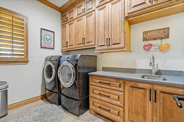 $1,799,951 | 3507 Farm To Market Road 1058, Hereford, TX 79045