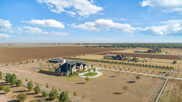 $1,799,951 | 3507 Farm To Market Road 1058, Hereford, TX 79045