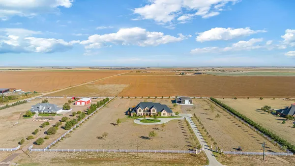$1,799,951 | 3507 Farm To Market Road 1058, Hereford, TX 79045