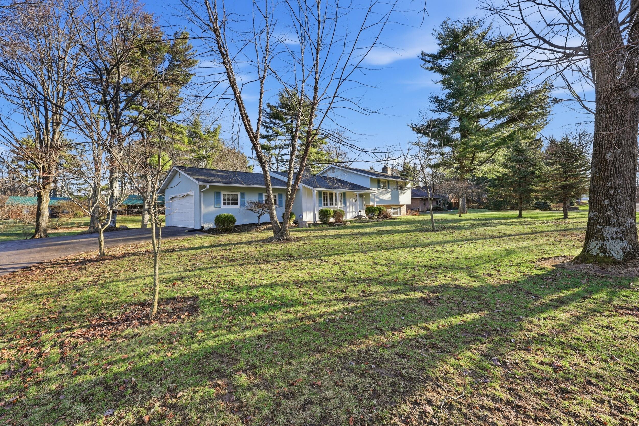 7740 Rodebaugh Road Reynoldsburg, OH 43068 - Photo 3 of 45 1_072a5347