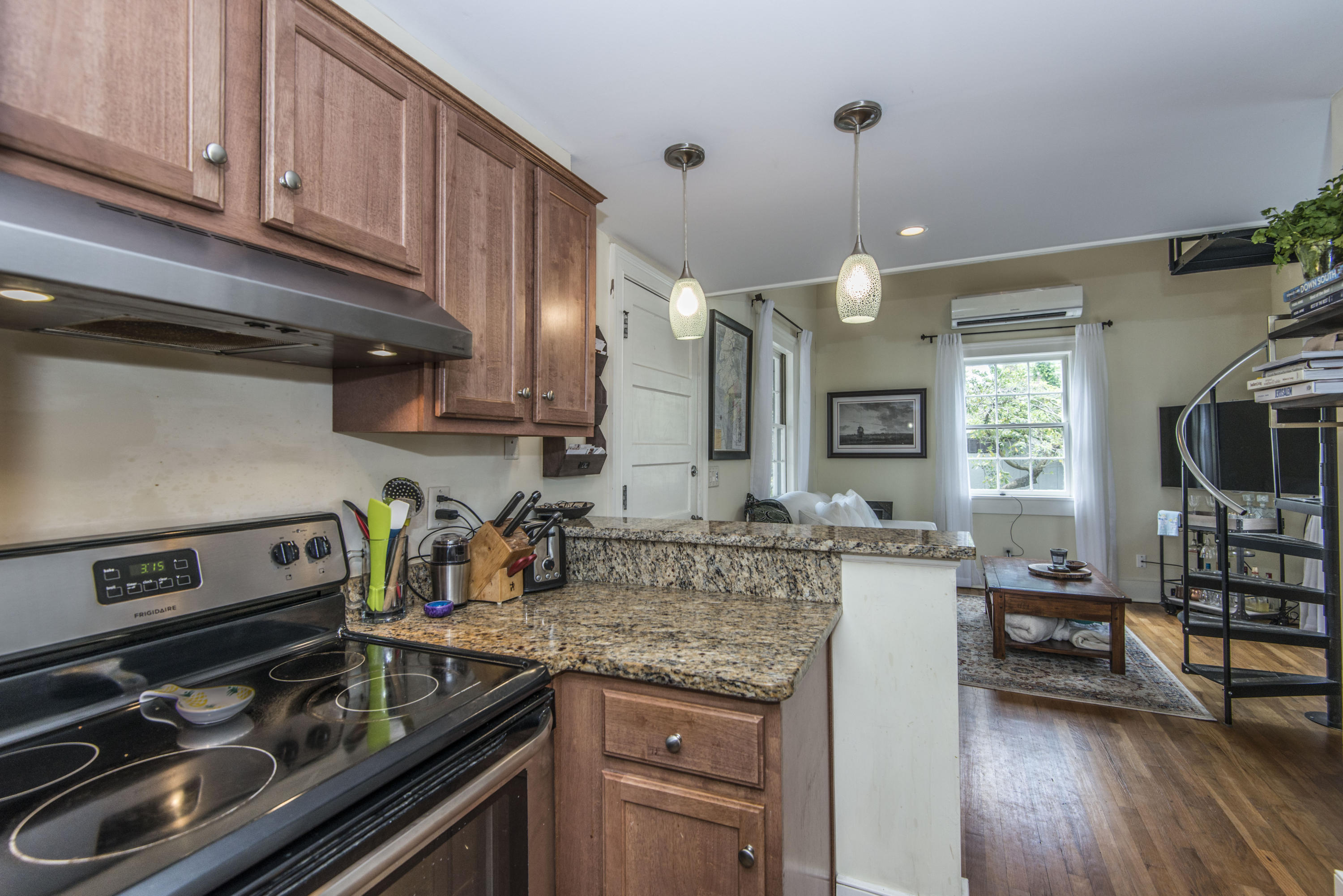 9 Gadsden Street Charleston, SC 29401 - Photo 19 of 64 _DSC3156