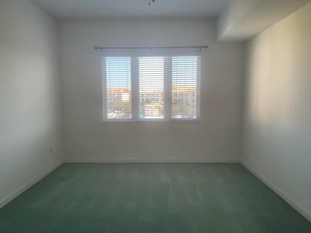 $2,400 | 1 Harbour Isle Drive East, Unit 1, Fort Pierce, FL 34949