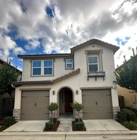 $2,195 | 3626 Alcove Way, Clovis, CA 93619