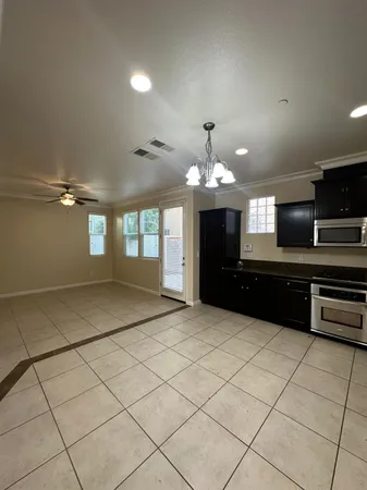 $2,195 | 3626 Alcove Way, Clovis, CA 93619