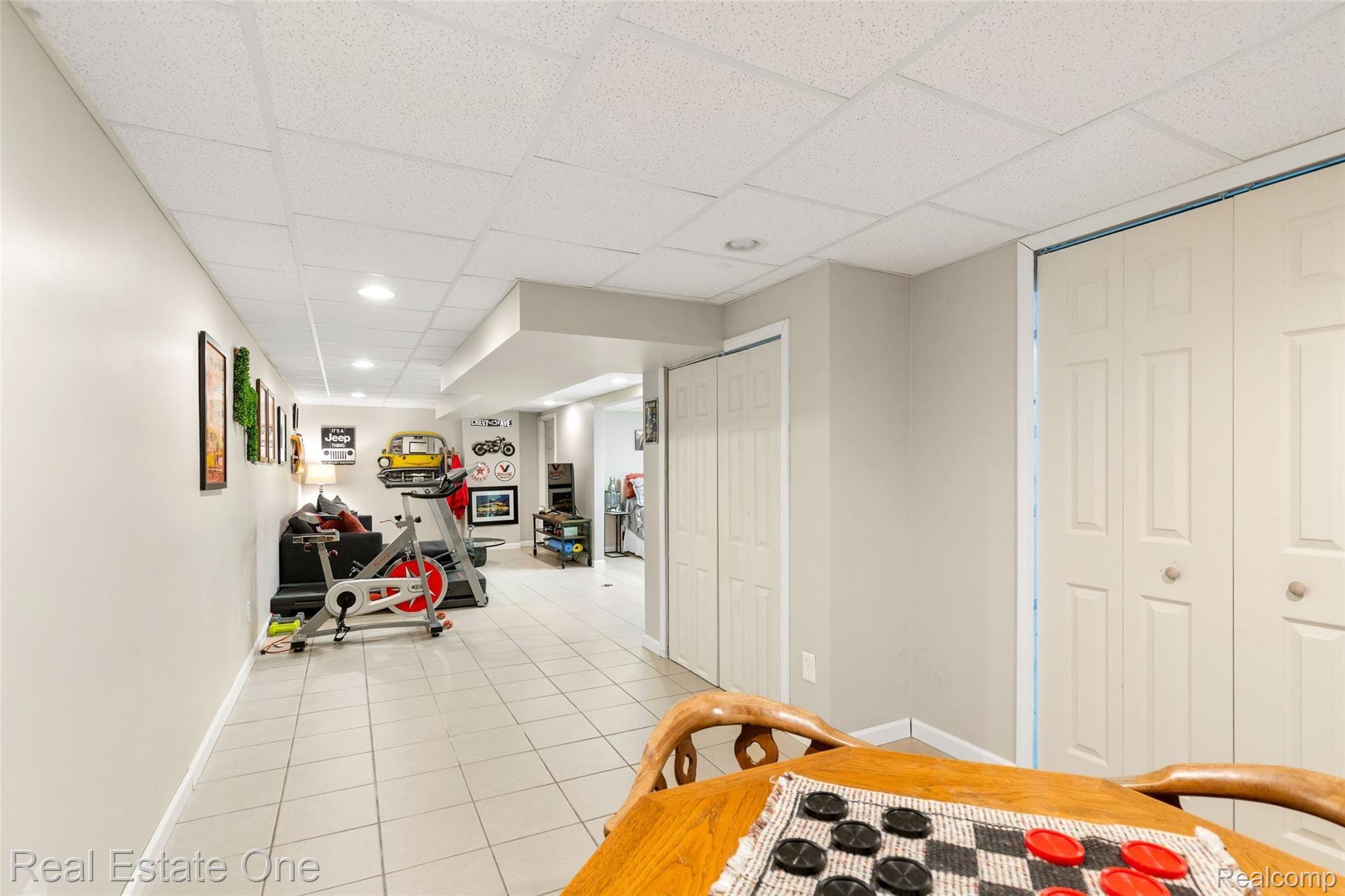 2680 Columbia Road Berkley, MI 48072 - Photo 18 of 29 Another view of lower level.