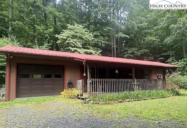 $279,000 | 2202 Old 16 Highway, Jefferson, NC 28640