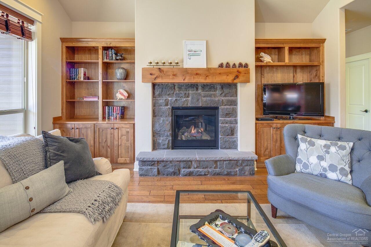 61061 Manhae Loop Bend, OR 97702 - Photo 2 of 25 Handsome custom built ins surrounding th