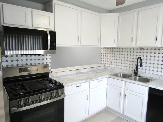 $104,999 | 7837 North 60th Street, Unit G, Milwaukee, WI 53223