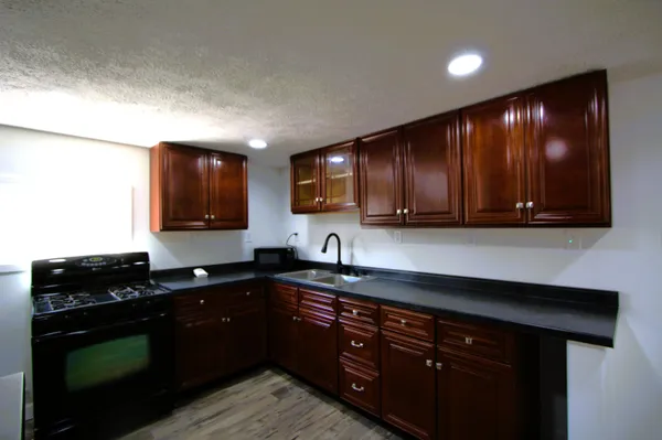 $159,900 | 810 1st Street, Lake Odessa, MI 48849